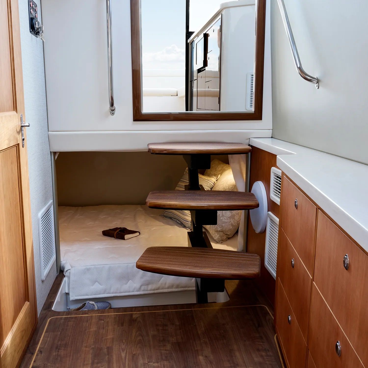 MJM 47X gallery image 6